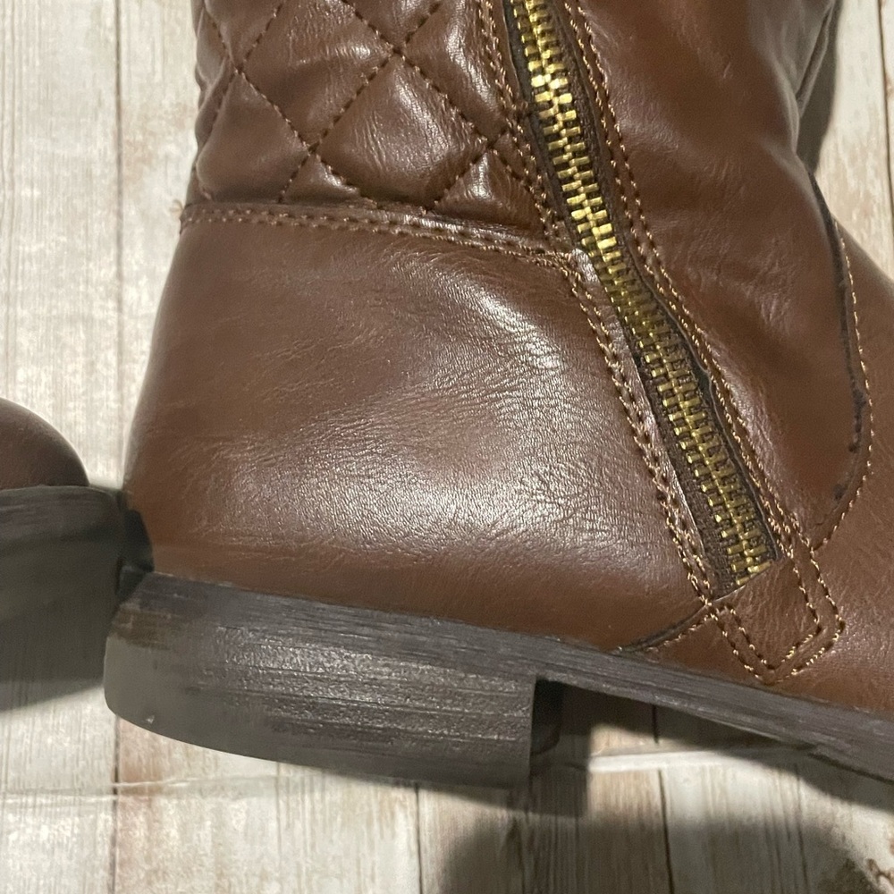 Women's Remy Quilted Zipper Riding Boots - Cognac 8 Wide Calf - Picture 6 of 10
